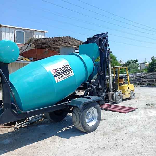Traktör arkası mini beton mikseri