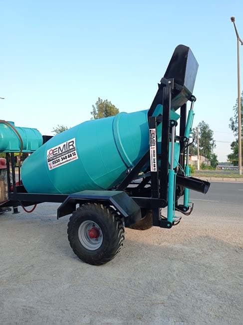 Mini beton mikseri ön görünüm